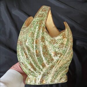 Vtg Stylized Pottery LEAF Planter Vase Decor MCM Gold Green Cream